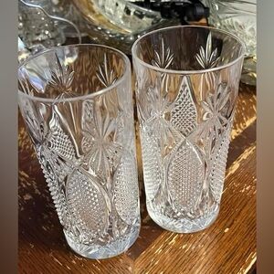 2 Crystal glasses